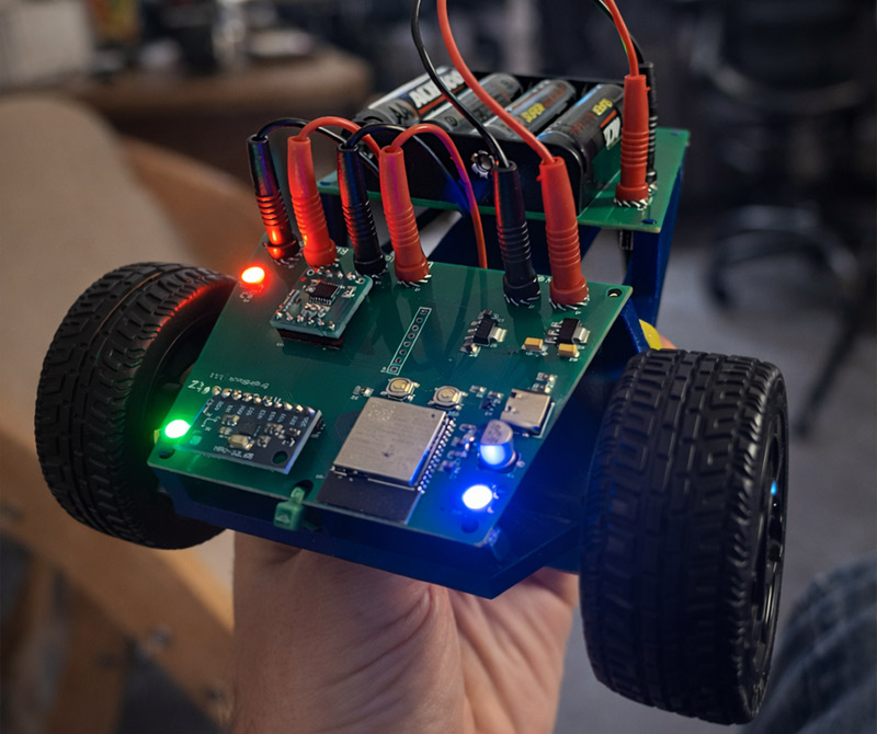 CONTACT_1 InventiBotz